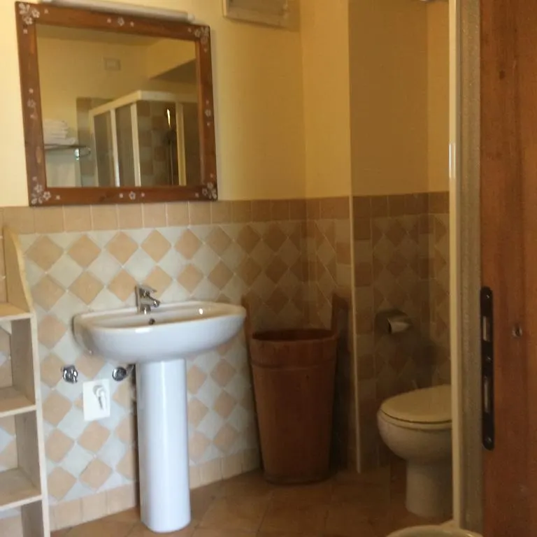 Apartment Appartamenti Cavrie Torri Del Benaco